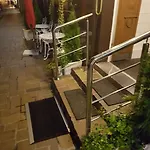 فندق أسوس كيل باد ريغاز