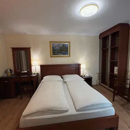 Otel Esos Quelle 3*