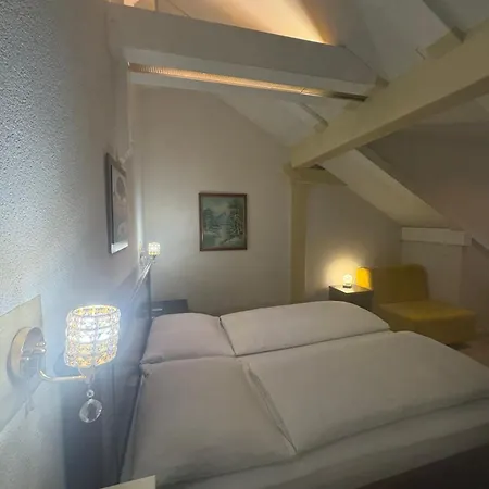 Esos Quelle 3*
