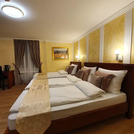 Hotel Esos Quelle 3*