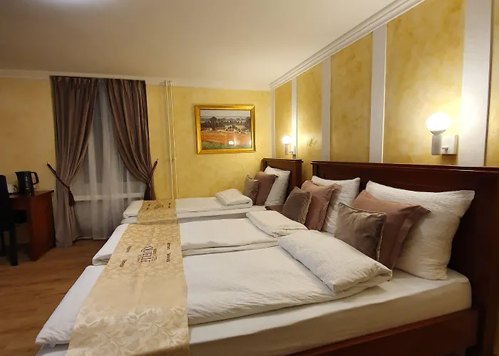 Hotell Esos Quelle 3*