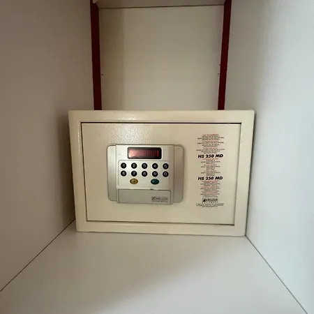伊索科勒酒店