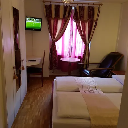 Hotel Esos Quelle 3*